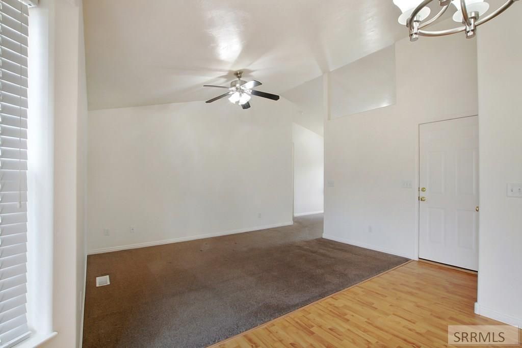 Image 4 of property listing at 1122 Matchpoint Drive, Ammon, ID 83406