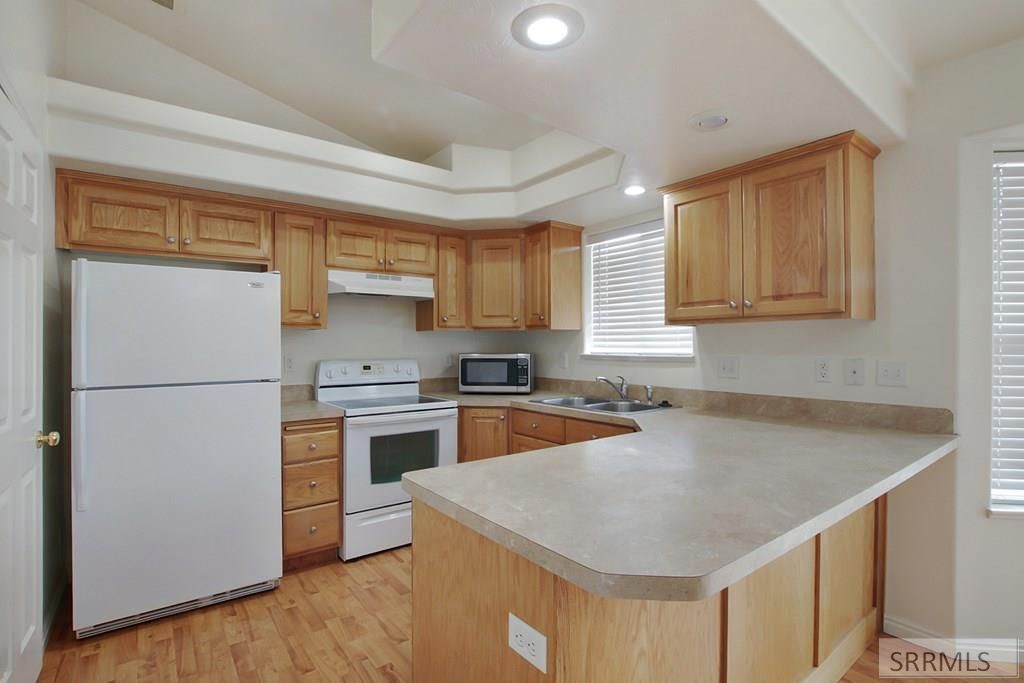 Image 6 of property listing at 1122 Matchpoint Drive, Ammon, ID 83406