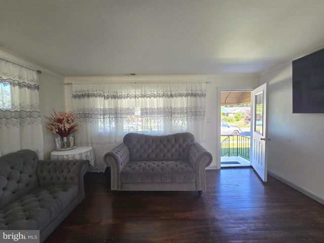 3009 VICEROY AVE, District Heights, MD 20747