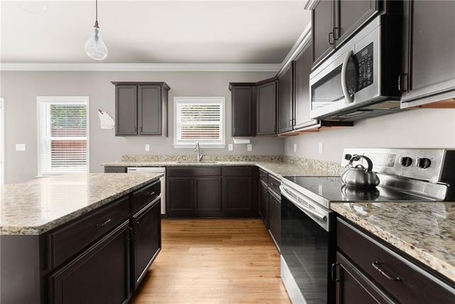 4308 Highland Gate Parkway, Gainesville, GA 30506