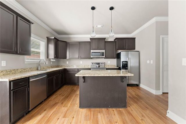4308 Highland Gate Parkway, Gainesville, GA 30506