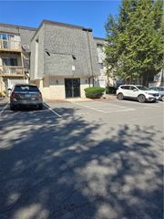1560 Douglas Avenue F79, North Providence, RI 02904