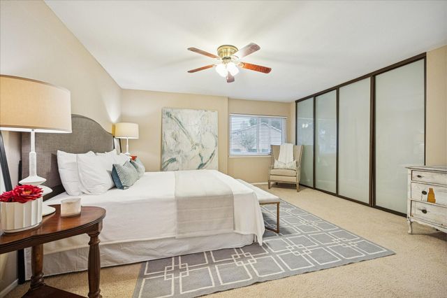 11522 Village Place Drive 81, Houston, TX 77077