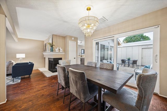 11522 Village Place Drive 81, Houston, TX 77077