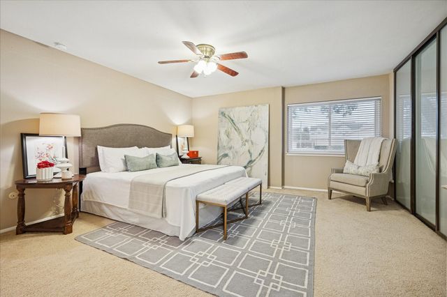 11522 Village Place Drive 81, Houston, TX 77077