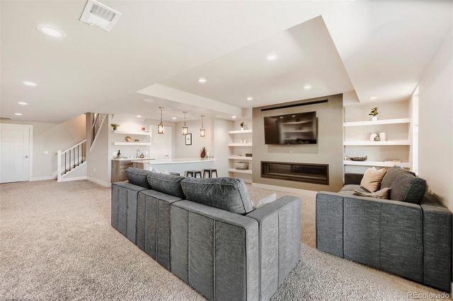 2510 Bluestem Willow Drive, Loveland, CO 80538