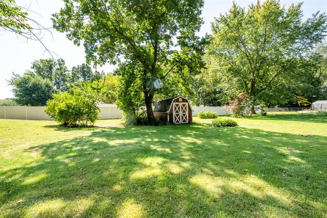 6582 Ryno Road, Coloma, MI 49038