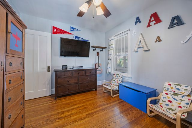 0S644 East Street, Winfield, IL 60190