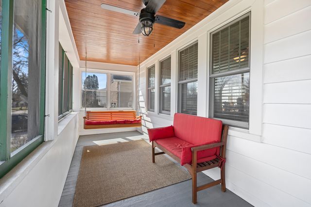 0S644 East Street, Winfield, IL 60190