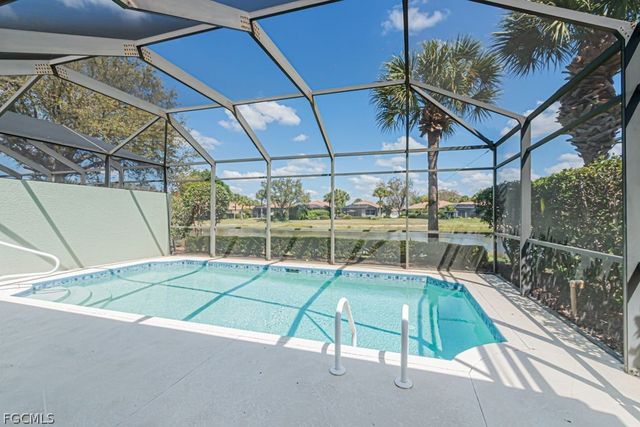 10615 Camarelle CIR, Fort Myers, FL 33913