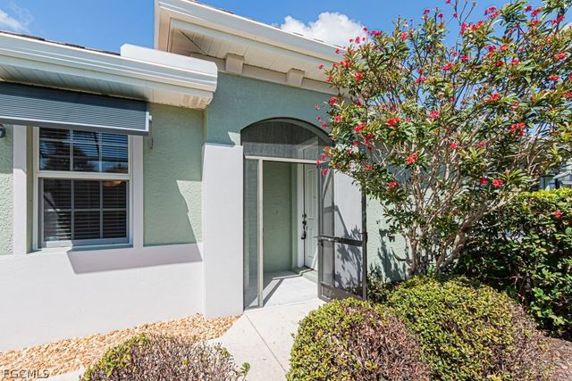 10615 Camarelle CIR, Fort Myers, FL 33913