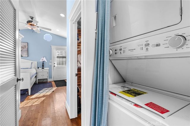 4 Saratoga, Newport Beach, CA 92660