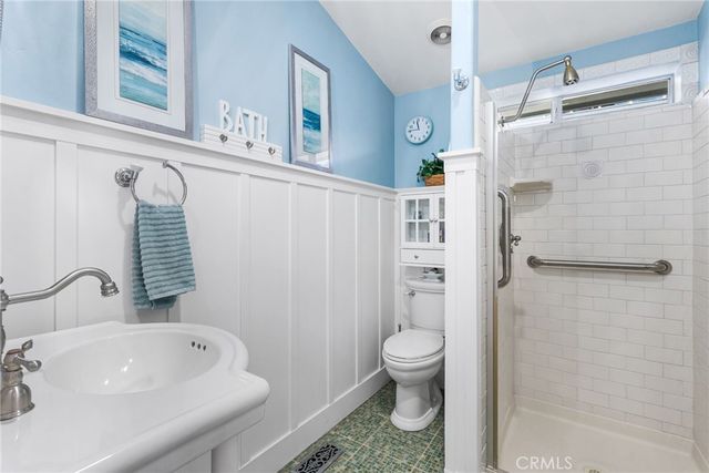 4 Saratoga, Newport Beach, CA 92660