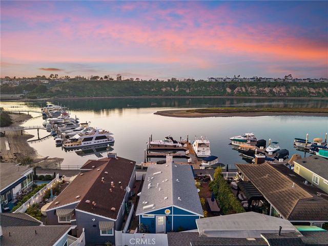 4 Saratoga, Newport Beach, CA 92660