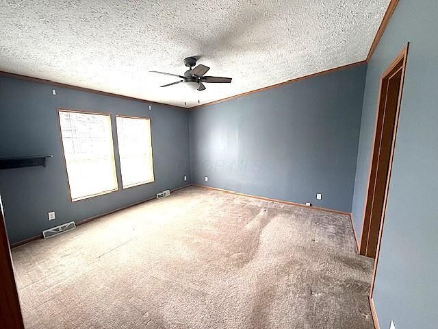 2654 Darlington Drive, Zanesville, OH 43701