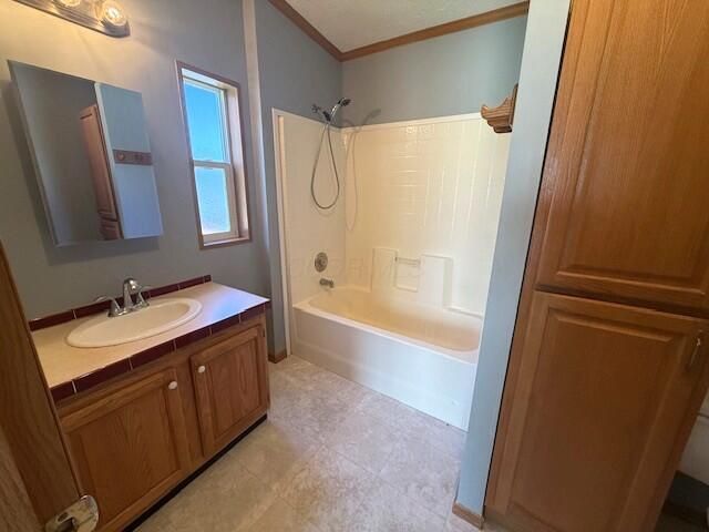 2654 Darlington Drive, Zanesville, OH 43701