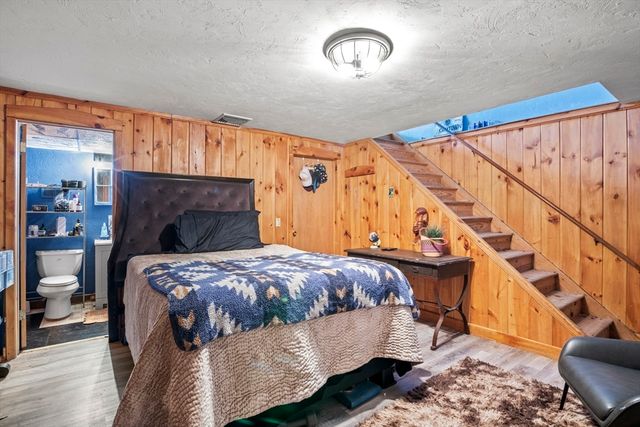 16 Ward Farm Circle, Worcester, MA 01602