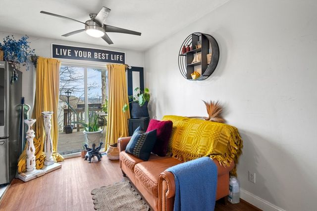 16 Ward Farm Circle, Worcester, MA 01602