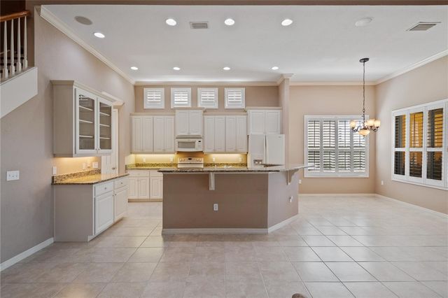 2464 LAUREL GLEN DRIVE, Lakeland, FL 33803
