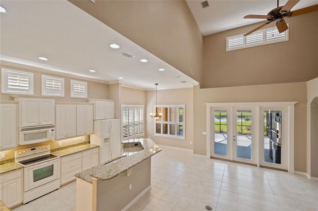 2464 LAUREL GLEN DRIVE, Lakeland, FL 33803