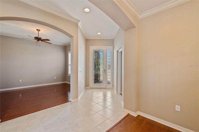 2464 LAUREL GLEN DRIVE, Lakeland, FL 33803