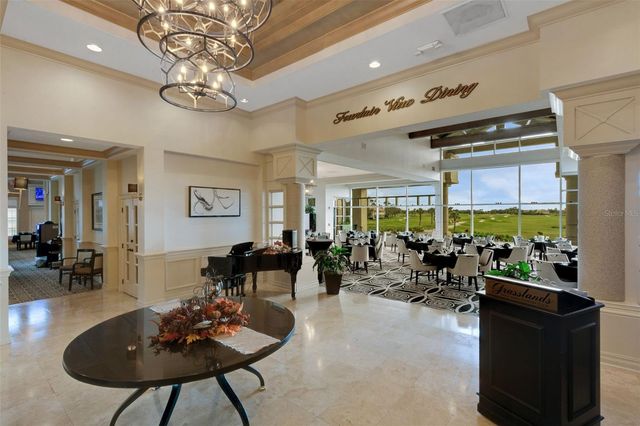 2464 LAUREL GLEN DRIVE, Lakeland, FL 33803