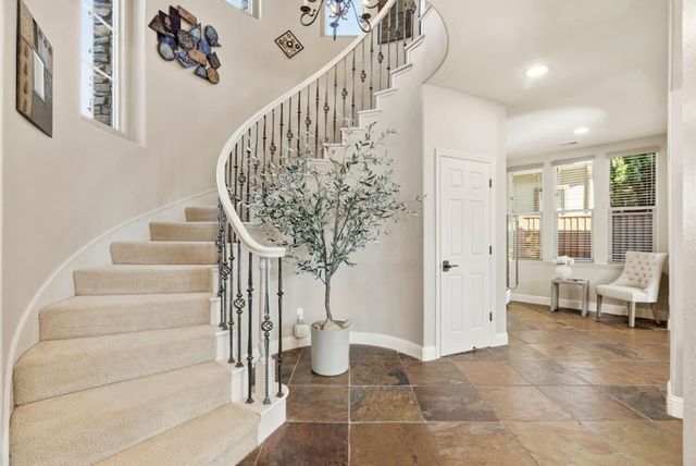 16830 Cabernet, Morgan Hill, CA 95037