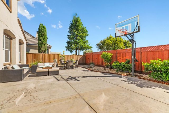 16830 Cabernet, Morgan Hill, CA 95037