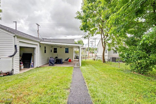 1009 Gibson Mill Road, Kingsport, TN 37660