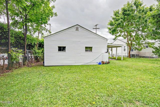 1009 Gibson Mill Road, Kingsport, TN 37660