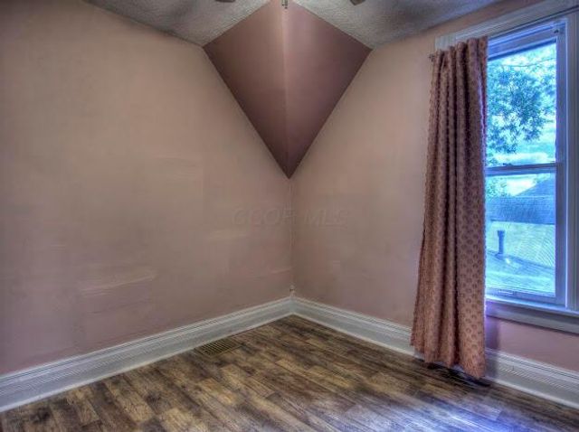 518 E Hamtramck Street, Mount Vernon, OH 43050