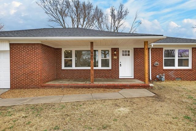 400 S Arapaho St, Wichita, KS 67209
