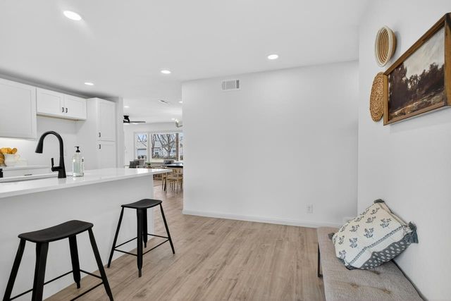 400 S Arapaho St, Wichita, KS 67209