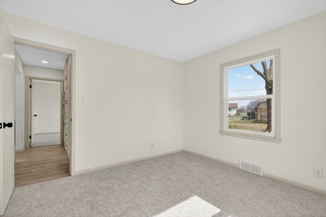 400 S Arapaho St, Wichita, KS 67209