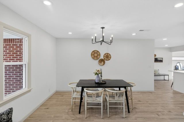 400 S Arapaho St, Wichita, KS 67209