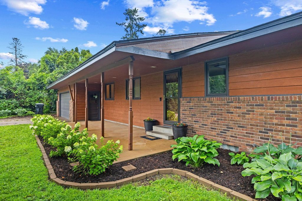 6328 Riverdale Drive NW, Ramsey, MN 55303