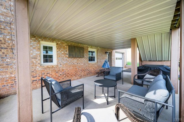 939 Alum Springs Road, Forest, VA 24551