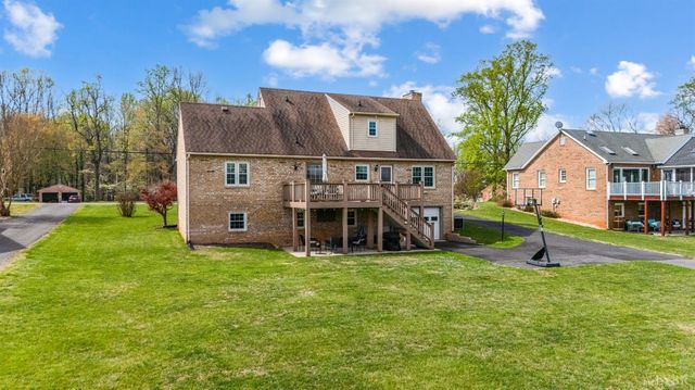 939 Alum Springs Road, Forest, VA 24551