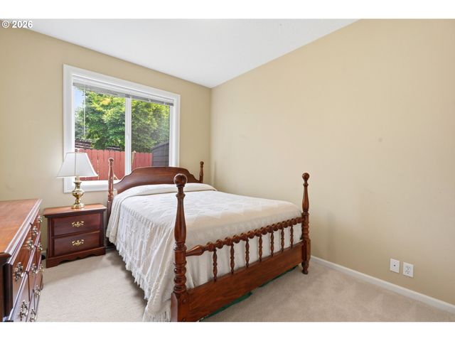 1385 Ne 12TH Ave, Canby, OR 97013