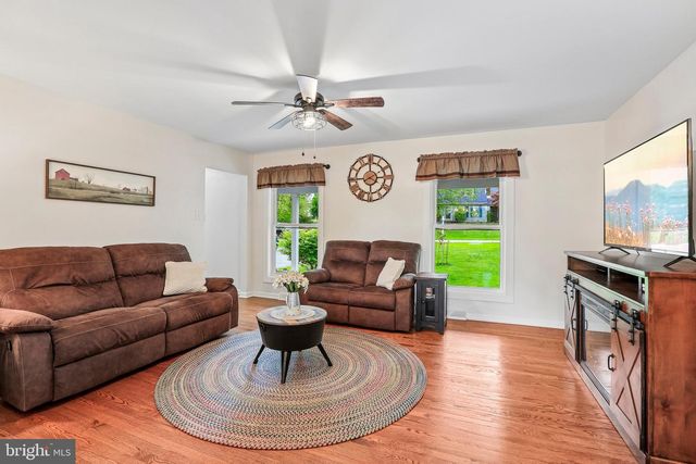 440 VALLEY VIEW DR, Hanover, PA 17331