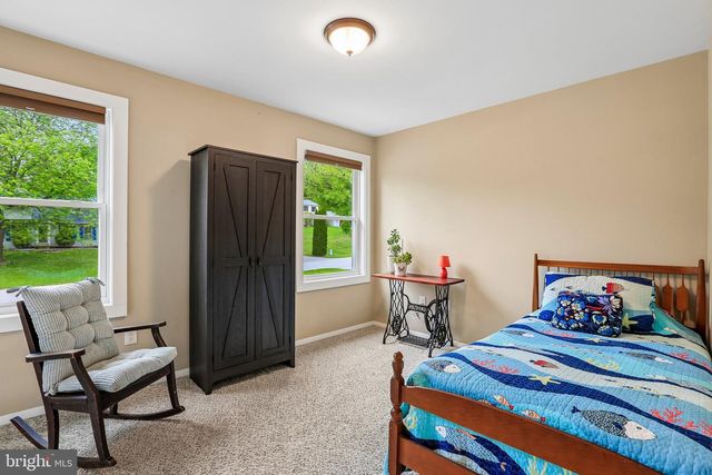 440 VALLEY VIEW DR, Hanover, PA 17331