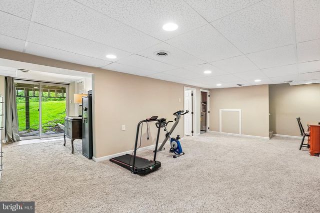 440 VALLEY VIEW DR, Hanover, PA 17331