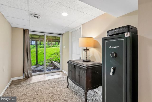 440 VALLEY VIEW DR, Hanover, PA 17331