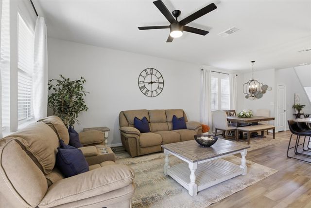 431 Dipprey LN, Georgetown, TX 78628