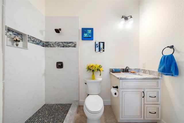 13023 SWEET HILL ROAD, Polk City, FL 33868