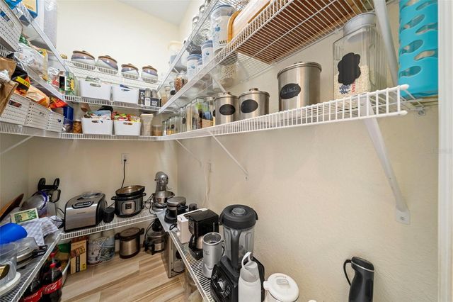 13023 SWEET HILL ROAD, Polk City, FL 33868