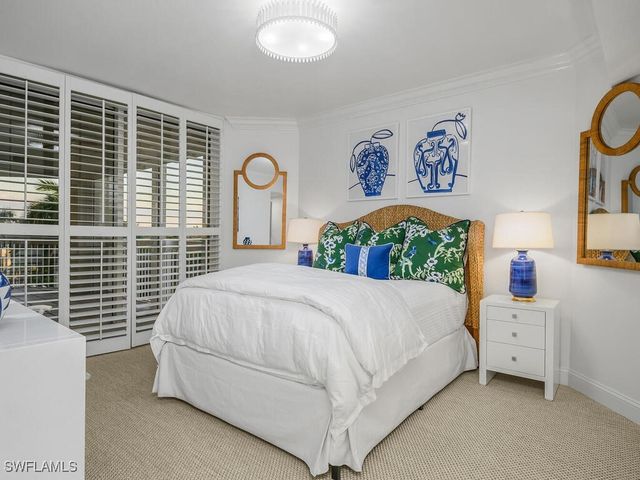 4021 Gulf Shore BLVD N 403, Naples, FL 34103