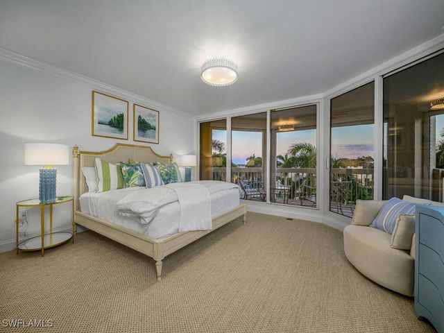 4021 Gulf Shore BLVD N 403, Naples, FL 34103