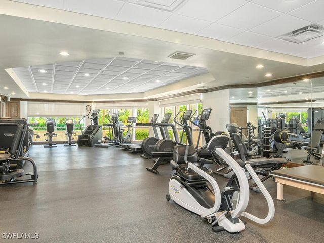 4021 Gulf Shore BLVD N 403, Naples, FL 34103