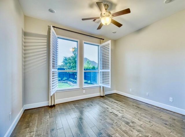 12821 N Palomino Lake Circle, Cypress, TX 77429